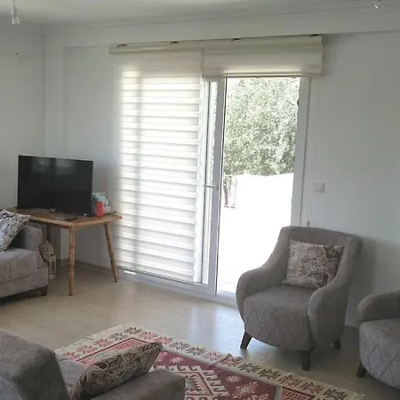 Serin Yaz Aksamlari Guemuesluek * Bodrum